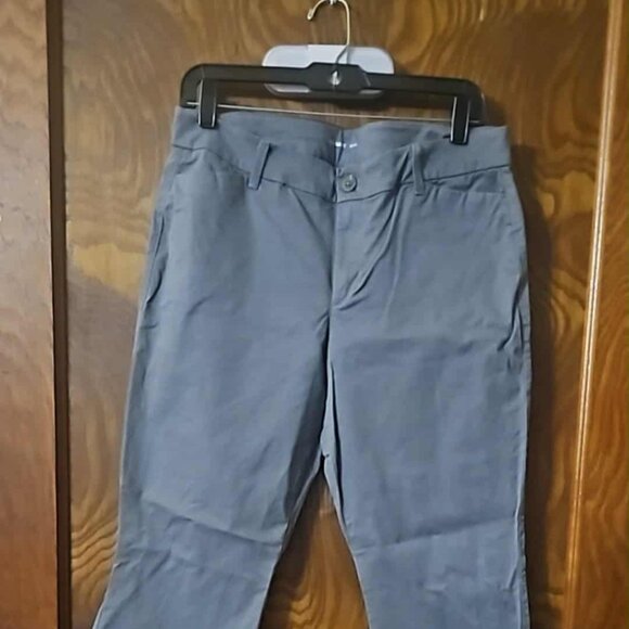 Women's size 10 Old Navy Boot Cut - Picture 1 of 1